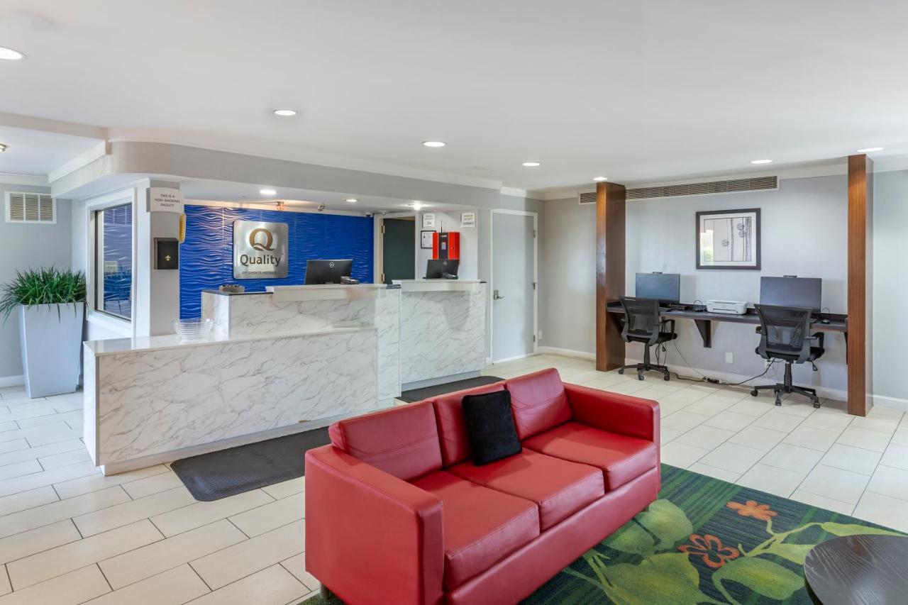 Quality Inn Fayetteville Near Fort Bragg Extérieur photo