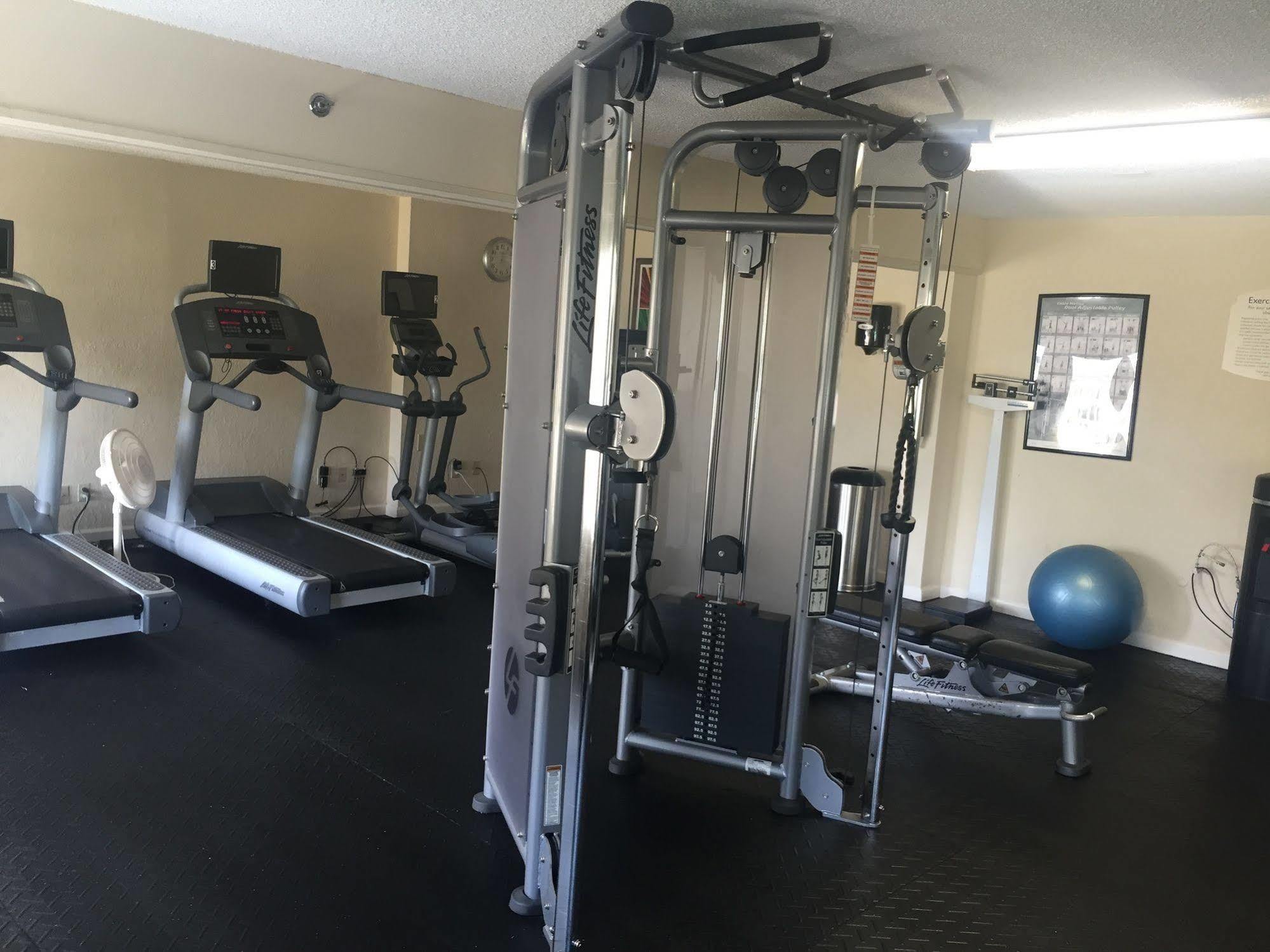 Quality Inn Fayetteville Near Fort Bragg Extérieur photo